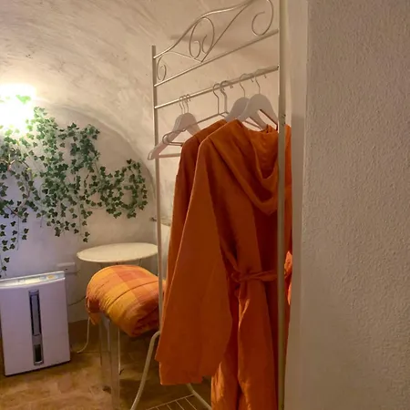 Merli E Merletti - - Monolocale Luminoso E Indipendente Nel Cuore Di Apartment Offida