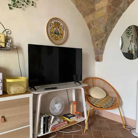 Merli E Merletti - - Monolocale Luminoso E Indipendente Nel Cuore Di Apartment Offida